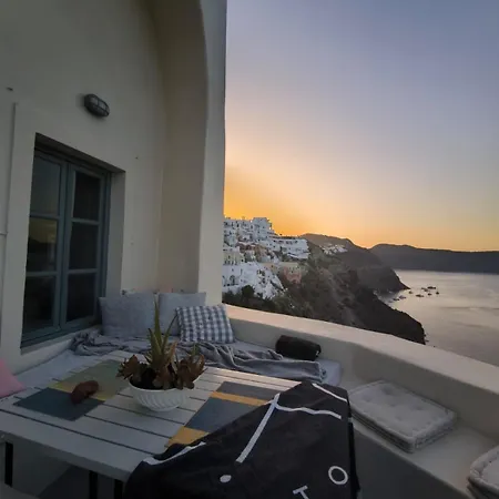 Elias Cave House 270o Caldera View 公寓